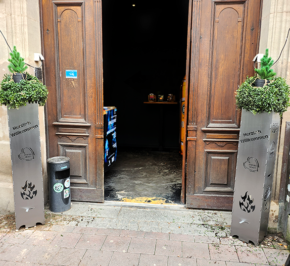 Personalisierte Feuerkörbe für Burger Heart in Fürth