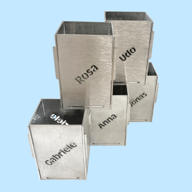 Personalisierte Windlichter mit Namen